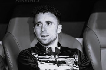 Zi încărcată de emoții la Liverpool: mesaj emoționant pentru Diogo Jota, în ziua în care ar fi împlinit 29 de ani