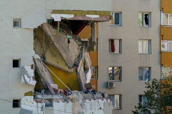 „Cine mă salvează?” O fetiță vorbea la telefon în momentul exploziei din Rahova: „Spunea că căzut uşa de la apartament”