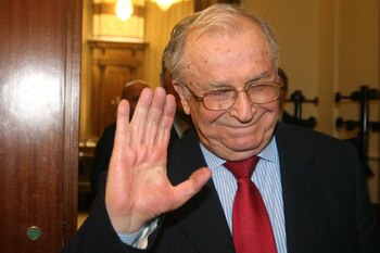 Ion Iliescu, despre Chat GPT: Spune și el ce găsește în bazele de date, dar face conexiuni interesante