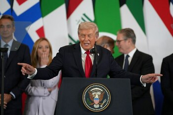 Trump a stârnit râsete la summitul din Egipt glumind cu liderii europeni. Ce a avut de spus despre Meloni