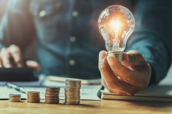 Ce șanse au antreprenorii să evite dublarea costurilor cu energia electrică de la 1 iulie? Fonduri de peste 300 (…)