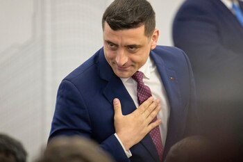 George Simion reacţionează după ce Olguţa Vasilescu l-a ironizat că a cerut protecţie SPP: „Tovarășele din PSD nu au (…)