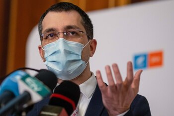 Vlad Voiculescu, urmărit penal în dosarul vaccinurilor anti-COVID, spune că Ursula von der Leyen trebuia să facă (…)
