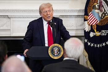 Trump, în mijlocul furtunii MAGA. Alegerea imposibilă în fața căreia se află președintele american