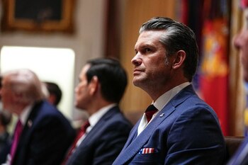 Cravata controversată purtată de Pete Hegseth la întâlnirea dintre Trump și Zelenski