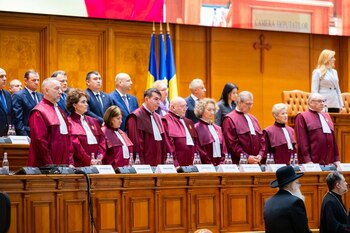 Cei trei judecători care și-au încheiat mandatul la CCR vor primi câte 35.000 de euro până la sfârșitul verii