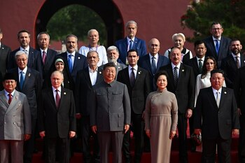 România, în spatele Chinei și Rusiei la o paradă militară care marchează „o amenințare pentru lumea occidentală”