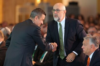 Sorin Grindeanu explică de ce a părăsit sala la Congresul UDMR: „România are un singur imn oficial”