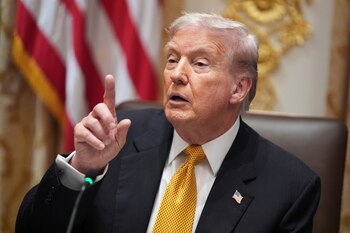 Trump amenință BBC cu un proces de un miliard de dolari pentru un documentar difuzat înainte de alegerile din 2024