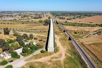 Trump a anulat finanţarea federală a unui tren de mare viteză de la Los Angeles la San Francisco. ”Niciun cent nu va (…)