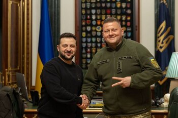 Pe cine ar alege ucrainenii președinte dacă duminică ar fi alegeri. Se conturează și o surpriză