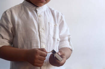 Alertă pentru părinți: Jucării AI scăpate complet de sub control – le explică copiilor unde sunt cuțitele din casă (…)