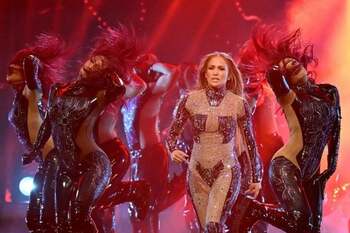 Ce a pățit Jennifer Lopez imediat după ce a ajuns în România. Biletele pentru concert sunt sold out, spune artista