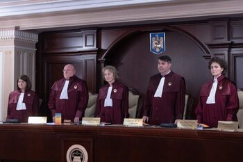 S-a stabilit data pentru judecarea neconstituţionalităţii legii trimisă la CCR de Nicuşor Dan, pentru funcţionarea (…)