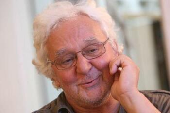 La mulți ani, Dan Condurache! ”Actoria este o profesie îngrozitoare, care ucide în multe feluri”