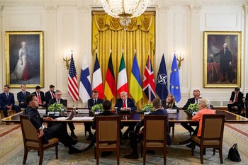 Scut european pentru Zelenski la Casa Albă. Papahagi îl elogiază, Piperea acuză elitele, Naumescu vede eșecul lui Putin