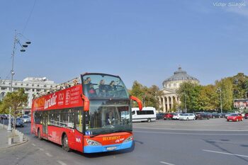 Linia turistică „Bucharest City Tour” intră în funcţiune de luni