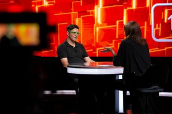 Lucian Viziru, dezvăluiri dureroase la „40 de întrebări cu Denise Rifai”: “N-aveam voie să pierd! Odată m-a ras pe (…)