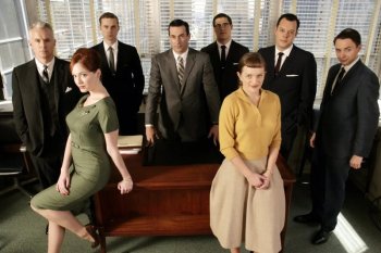 Scena greșită din Mad Men pe HBO Max reaprinde discuția despre limitele remasterizării: când „mai clar” nu înseamnă (…)