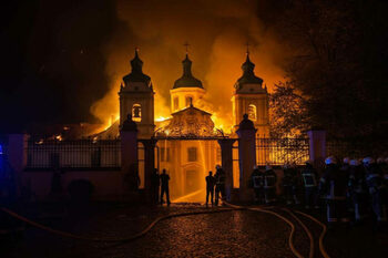 O mânăstire italiană veche de 400 de ani, distrusă de un incendiu