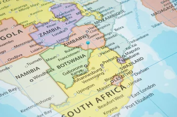 Un martor dintr-o anchetă de mare amploare privind infracțiuni din sistemul judiciar din Africa de Sud a fost asasinat