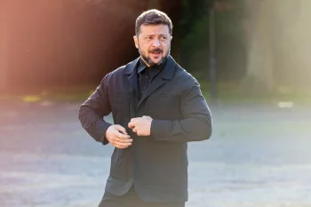 Zelenski vizitează noua fabrică Dassault Aviation de la Cergy-Pontoise înainte de a-şi continua turneul în Irlanda