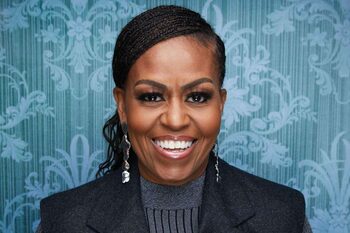Michelle Obama, recunoscută drept o figură marcantă la nivel mondial, vine în România. A fost Prima Doamnă a (…)