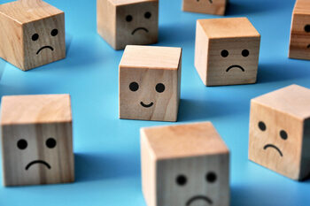 Cum să te eliberezi de nevoia de a fi validat de oricine