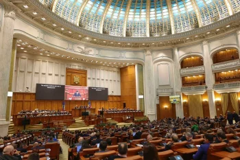 Parliament marks 107 years since Greater Union, former Presidents Constantinescu, Basescu attending
