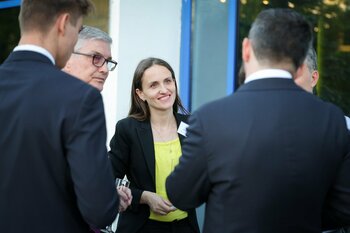Oana Țoiu, ministru de Externe: Acces gratuit la acte de identitate pentru românii din diaspora și măsuri împotriva (…)