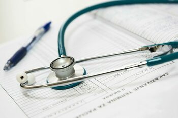 Manager of Caransebeș Emergency Hospital arrested for accepting bribes