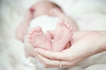 „Despăgubire-record”: 1 milion de euro pentru malpraxis la naștere, suma pe care trebuie să o ofere un spital din (…)