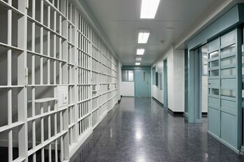 Incendiu la Penitenciarul Găeşti. Sute de persoane au fost evacuate