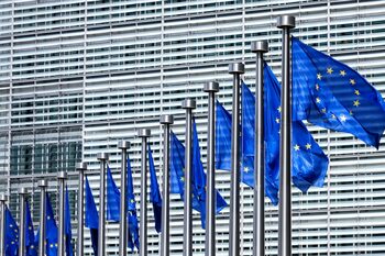 UE îl CONTRAZICE pe Trump în privința taxelor impuse companiilor digitale din SUA /”Avem dreptul suveran de a emite (…)
