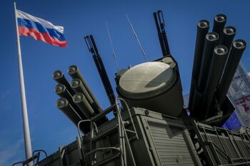 Vila lui Putin de la Valdai, blindată cu 12 sisteme de APĂRARE Panţir-S1. Frica Kremlinului, în creștere după valul (…)