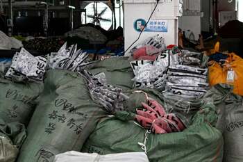 Greenpeace descoperă din nou substanțe chimice periculoase în hainele Shein