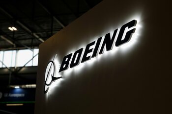 Pierderi de 5 miliarde de dolari la Boeing, din cauza întârzierilor la proiectul 777X / S-a amânat prima livrare a (…)