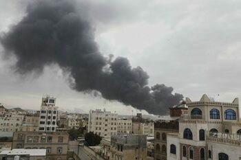 RĂZBOI în Orientul Mijlociu, ziua 695. Șeful guvernului din Yemen și mai mulți miniștri, uciși în atacuri israeliene