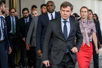 Țările europene îndeamnă Iranul să continue negocierile cu SUA /Directorul AIEA cere soluție diplomatică în cazul (…)