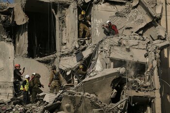 Israelul regretă „profund” lovitura asupra unei biserici în Gaza / Califică pierderea de vieţi omeneşti drept o (…)
