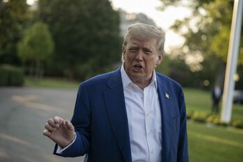 Experții Casei Albe estimează că DEFICITUL va scădea prin programele fiscale aplicate de Trump /Sectorul privat este (…)