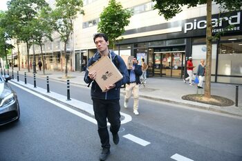 Percheziții la sediul partidului lui Marine Le Pen /Parchetul UE INVESTIGHEAZĂ formațiuni de dreapta reprezentate în (…)