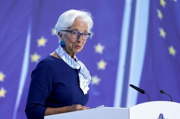 BCE, acuzată de angajați că s-a transformat într-un „mini-stat” care intervine în POLITICA țărilor UE