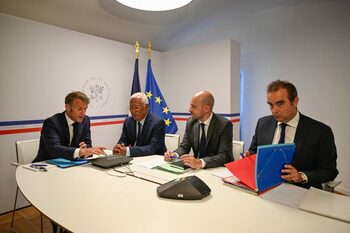Macron: Donald Trump vrea să obțină armistițiu la summitul din Alaska /Merz: Ucraina trebuie să participe la negocieri
