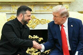 Trump nu exclude trimiterea de TRUPE în Ucraina în cadrul garanțiilor de securitate /Zelenski: „Ne trebuie totul”