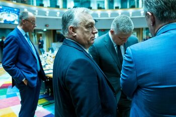 Ungaria, care era într-o situație asemănătoare cu cea a ROMÂNIEI, revine în Programul Visa Waiver /Statele Unite (…)