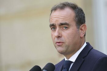 Sébastien Lecornu, desemnat din nou de Emmanuel Macron pentru funcția de PREMIER al Franței