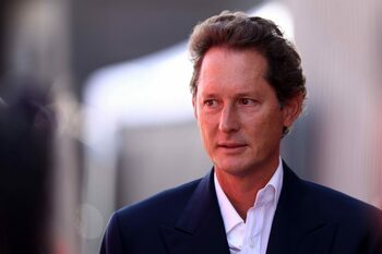 Ce a putut să facă John Elkann, șeful Ferrari, ca să scape de închisoare. Procurorii au fost de acord cu înțelegerea