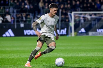 VIDEO Dennis Man, primul gol în tricoul PSV-ului la victoria din deplasare cu Zwolle, scor 4-0 / Atacantul român, (…)