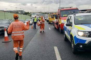 Restricții de circulație pe DN1A pentru lucrările la pasajul autostrăzii A0 Nord